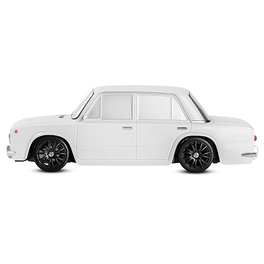 AUTODRIVE Р/У Машина для дрифта LADA 2101,М1:24,2.4GHz,4WD,свет фар,4 доп.колеса,конусы,с аккум.,цв. белый,в/к 20,5*13*13см в Джамбо Тойз #9