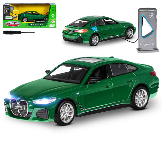 Машинка металлическая 1:34 BMW I4 M50 с зарядной станцией, зеленый, свет, звук, откр. двери и капот, инерция, в/к 20,6*9,*9 см в Джамбо Тойз