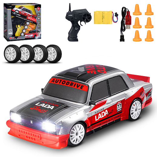 AUTODRIVE Р/У Машина для дрифта LADA 2105,М1:24,2.4GHz,4WD,свет фар,4 доп.колеса,конусы,с аккум.,цв. серебристый с красн.акцентами,в/к 24*10,3*23,7см в Джамбо Тойз
