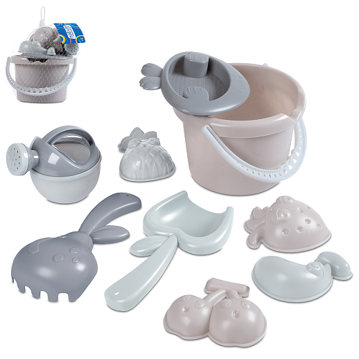 ТМ "Компания Друзей" Песочный набор "Фрукты" морская розово-серый (в комп. ведро 1 л, лопатка 18см, грабли  18см, 4 формочки, сито, лейка 0,2 л) 22х18х18 см в Джамбо Тойз