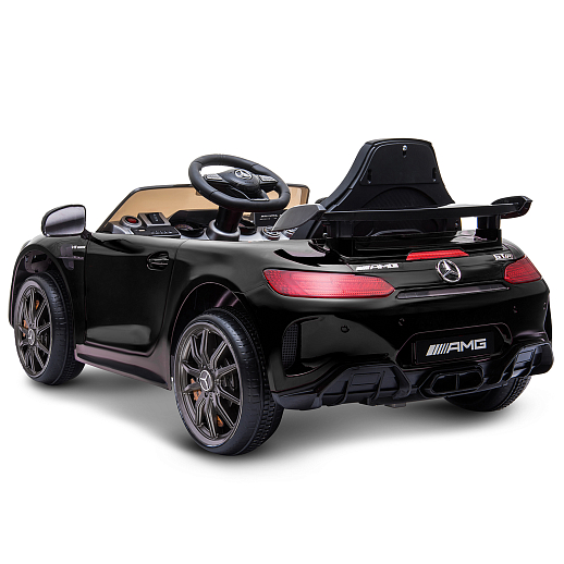 Электромобиль Mercedes Benz AMG на аккум.,12V/4.5AH*1, 380*2, Р/У 2.4GHz, свет, звук, сиденье эко-кожа, колеса EVA,откр.двери,индик.зарядки, MP3/USB, плавн.старт, в/к 111*56*29см. Цвет - черный. в Джамбо Тойз #3