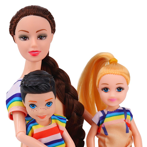 Набор кукол Семья с двумя детьми, аксессуары в комплекте, в/к 30х5х33 см в Джамбо Тойз #17