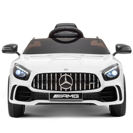 Электромобиль Mercedes Benz AMG на аккум.,12V/4.5AH*1, 380*2, Р/У 2.4GHz, свет, звук, сиденье эко-кожа, колеса EVA,откр.двери,индик.зарядки, MP3/USB, плавн.старт, в/к 111*56*29см. Цвет - белый. в Джамбо Тойз #4