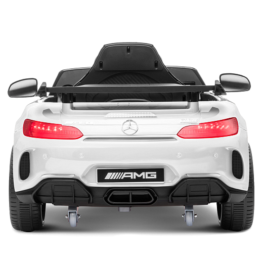 Электромобиль Mercedes Benz AMG на аккум.,12V/4.5AH*1, 380*2, Р/У 2.4GHz, свет, звук, сиденье эко-кожа, колеса EVA,откр.двери,индик.зарядки, MP3/USB, плавн.старт, в/к 111*56*29см. Цвет - белый. в Джамбо Тойз #5