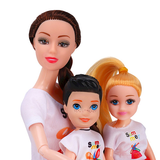 Набор кукол Семья с двумя детьми, аксессуары в комплекте, в/к 30х5х33 см в Джамбо Тойз #18