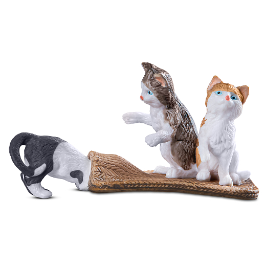 ТМ "DARWIN,  Коллекционная фигурка "Котята с ковриком" в/п 7,4х3,5х4,4 в Джамбо Тойз