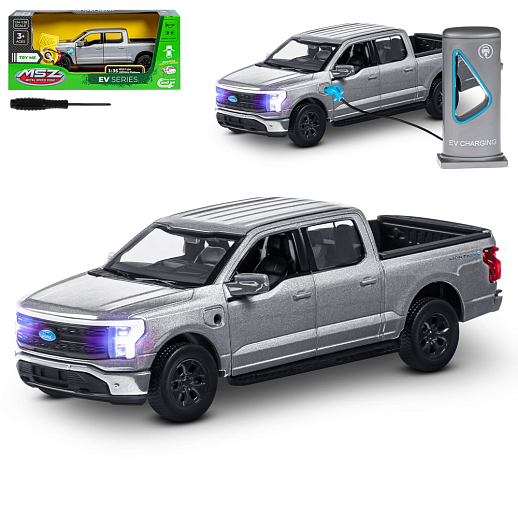 Машинка металлическая 1:36 Ford F-150 с зарядной станцией, серебристо-серый, свет, звук, откр. двери и капот, инерция, в/к 20,6*9,*9 см в Джамбо Тойз