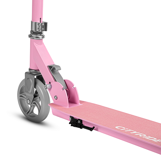 Самокат 2хколесный Материал: Алюминий.Колесо: 145 мм PU,Размер в разложенном виде: 76X36X95 см¶Размер деки: 51X12 см¶Цвет: розовый в Джамбо Тойз #7
