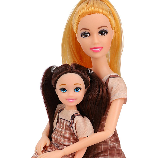 Игровой набор кукол "Семья (мама, папа, ребенок)", стиль family look, с шарнирными руками, в комплекте аксессуары, в/к 28*6*33 см в Джамбо Тойз #16
