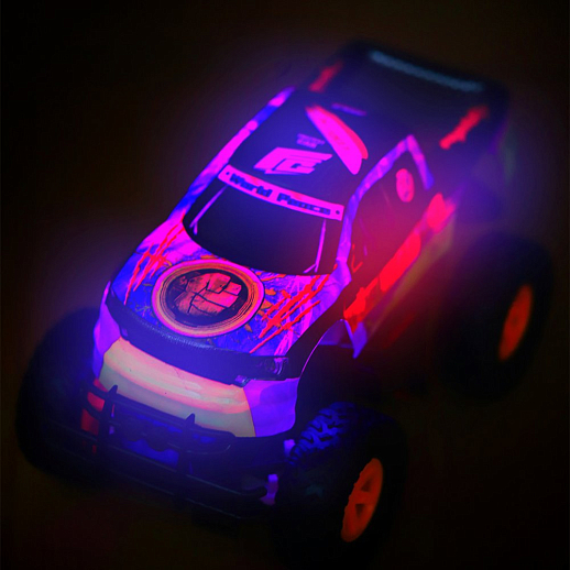 Р/У AUTODRIVE Монстр-трак с 3D подсветкой корпуса,М1:16,4 канала,с аккум,цв.зелён., в/к 31,5*16,5*17см в Джамбо Тойз #7