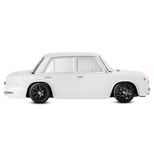 AUTODRIVE Р/У Машина для дрифта LADA 2101,М1:24,2.4GHz,4WD,свет фар,4 доп.колеса,конусы,с аккум.,цв. белый,в/к 20,5*13*13см в Джамбо Тойз #8