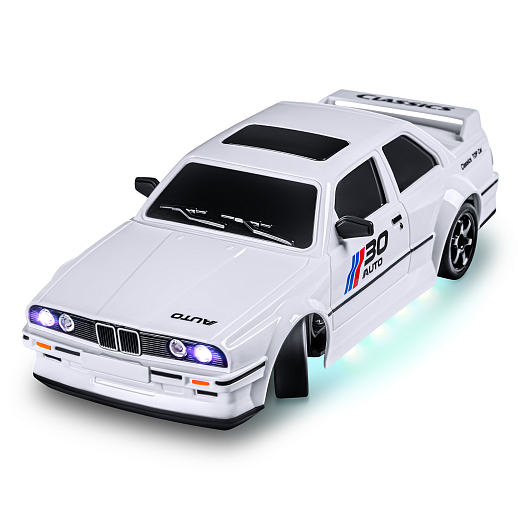 Р/у машинка для дрифта М1:24,2.4GHz,4WD,сменные шины 4шт., конусы 4шт.,свет,с аккум.,цвет белый,в/к 22,4х14,5х10,8см в Джамбо Тойз #10