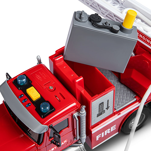 AUTODRIVE_Фрикционная Пожарная машина,помповый механизм,стреляет водой,звук,свет,на бат.,в гофрокор. 31*11*14,5см в Джамбо Тойз #10