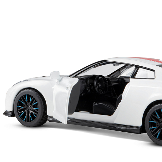 ТМ "Автопанорама" Машинка металлическая 1:32 Nissan GT-R (R35), белый, откр. двери, свет, звук, инерция в/к 17,5*13,5*9 см в Джамбо Тойз #12