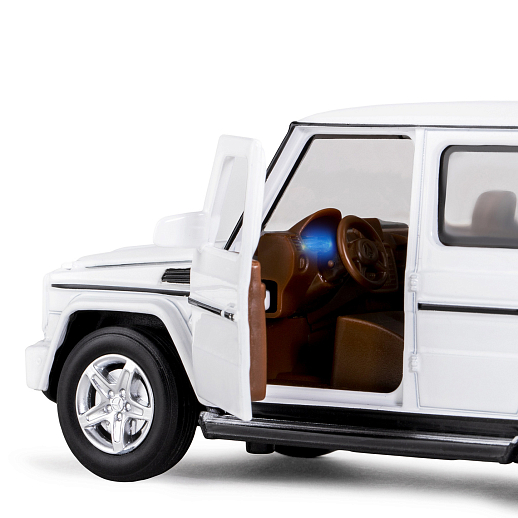 ТМ "Автопанорама" Машинка металлическая 1:32 Mercedes-Benz G350d, белый, откр. капот, передние и задняя двери, свет, звук, инерция, в/к 17,5*13,5*9 см в Джамбо Тойз #14
